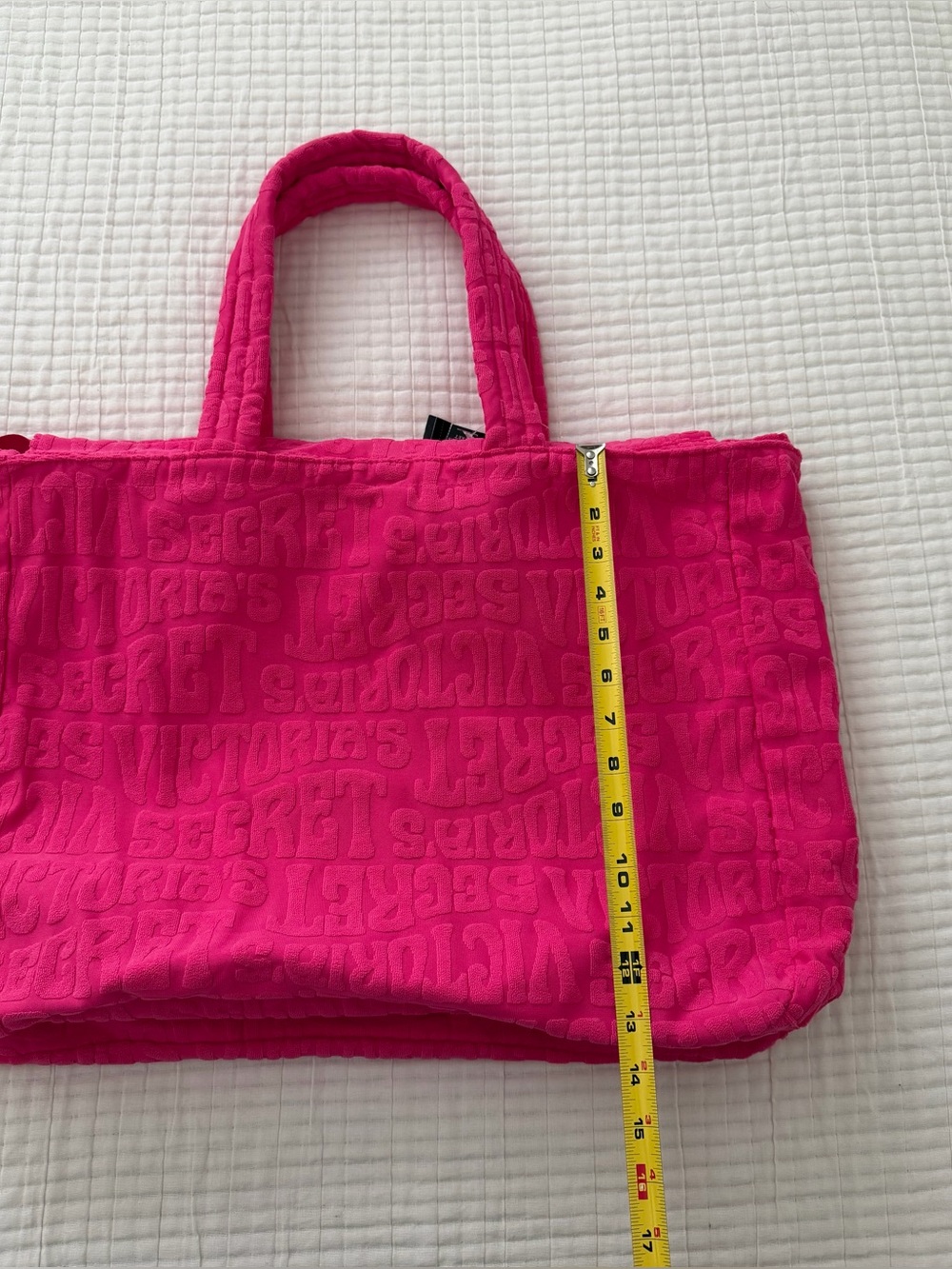 Victoria's Secret Towel Like Fabric Quilted Hot Pink Tote - Picture 6 of 7